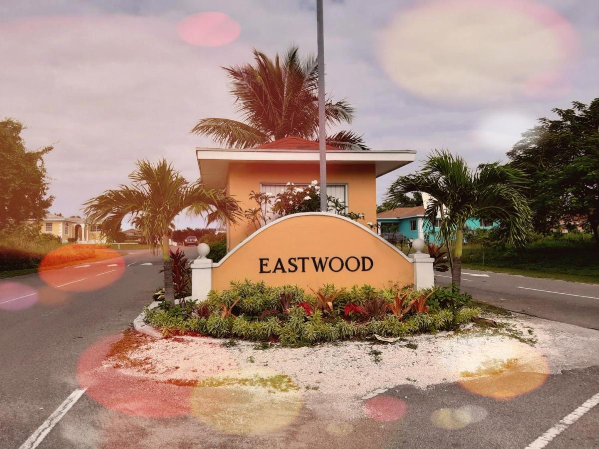 Hotel Eastwood Escape Nassau Zewnętrze zdjęcie